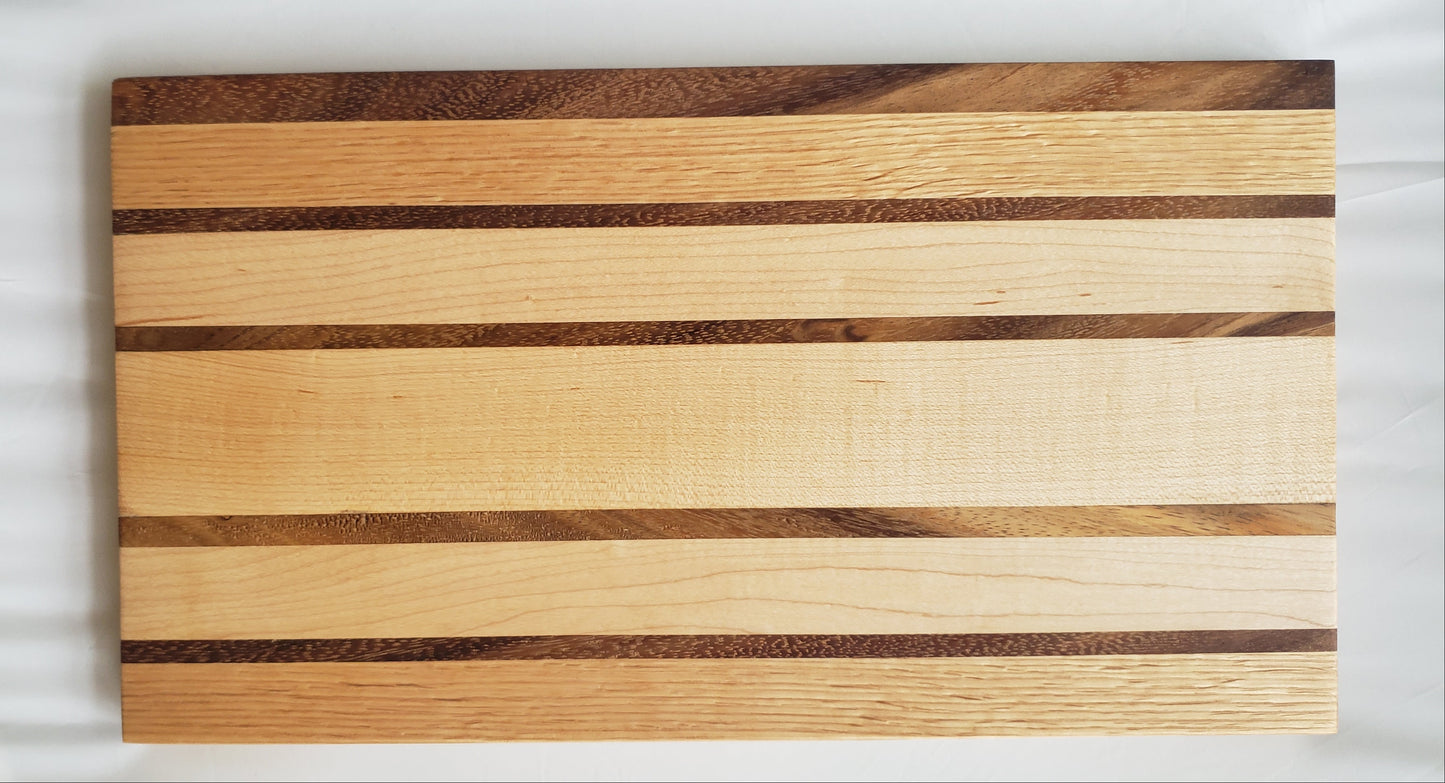 CUSTOM CRAFTED CHARCUTERIE BOARDS