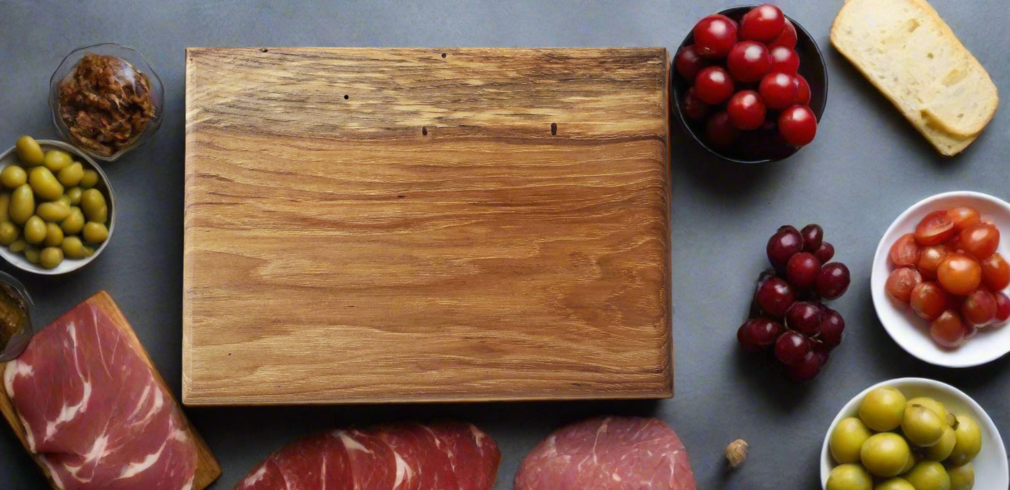 CUSTOM CRAFTED CHARCUTERIE BOARDS
